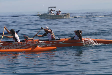 http://www.grographics.com/fiji/canoe/op-3.jpg