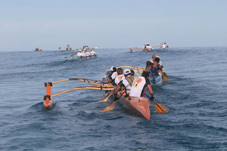 http://www.grographics.com/fiji/canoe/op-4.jpg