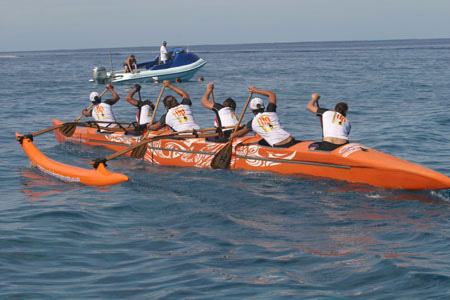 http://www.grographics.com/fiji/canoe/op-5.jpg