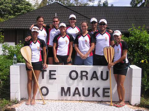 http://www.grographics.com/fiji/canoe/optam-02.jpg