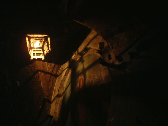 http://www.grographics.com/risd/DmOptics/light-04.jpg